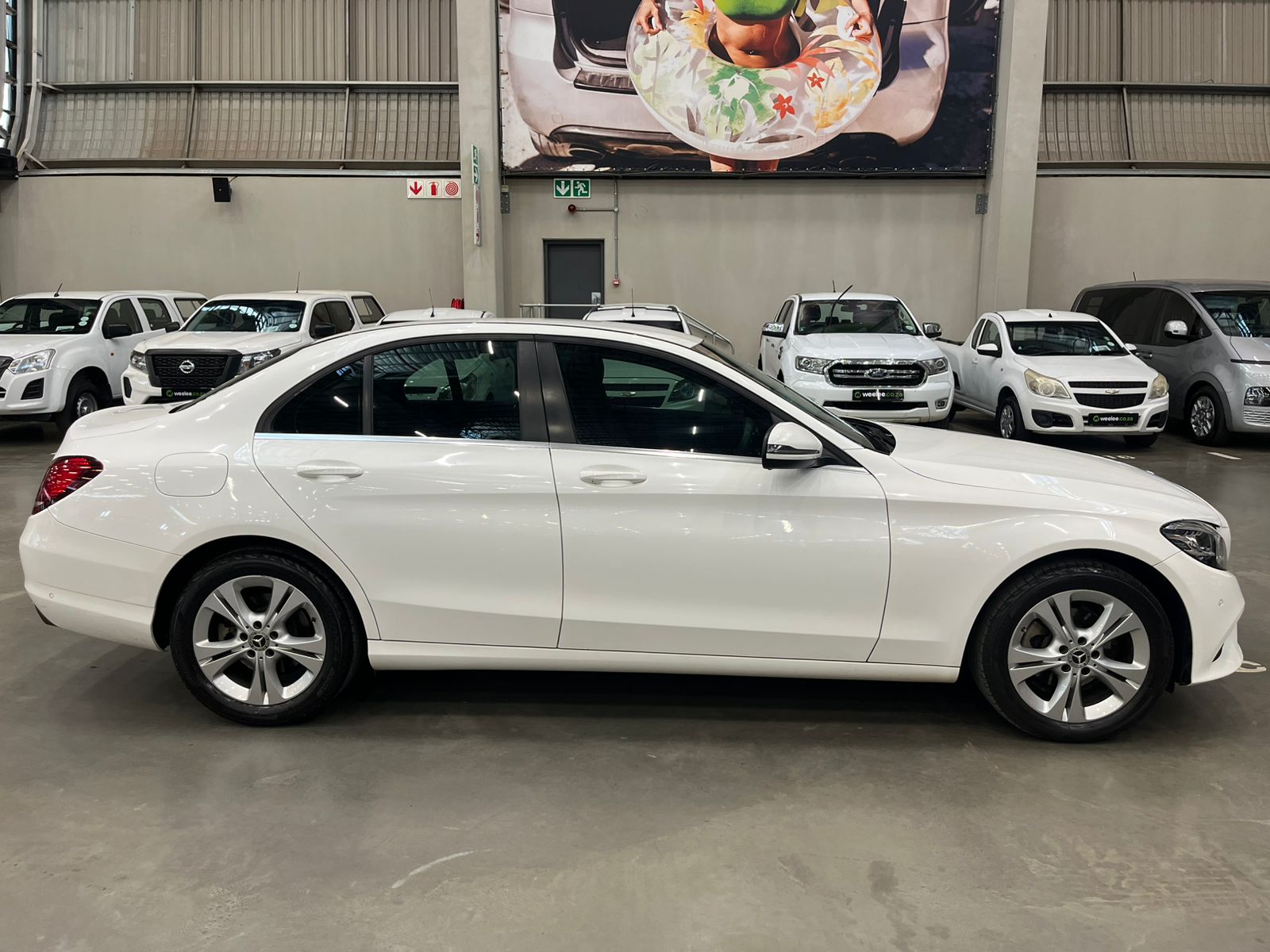 MERCEDES-BENZ C CLASS C180 A/T